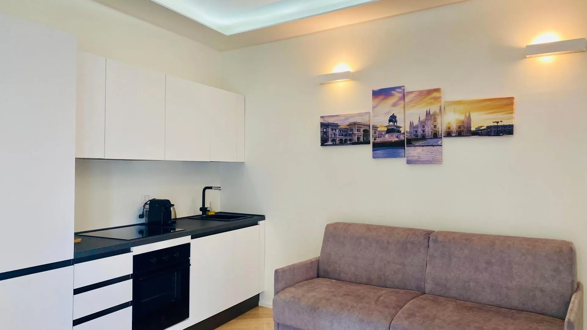 Apartment Sky View -Porta Nuova- Appartamento 2 Con Balcone Milan
